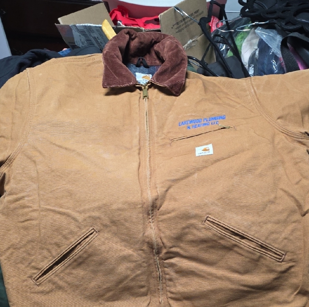 Carhartt Brown Jacket with Brown Collar